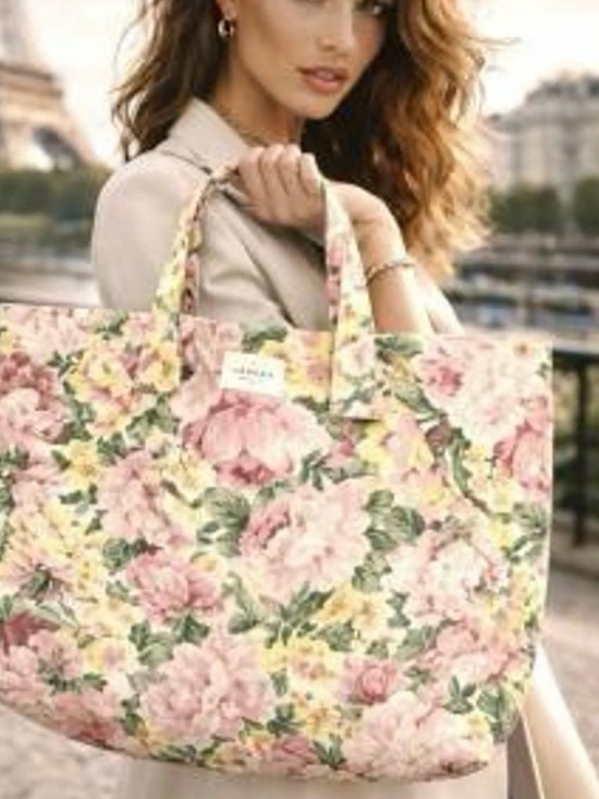 Sezane Handbags - Sezane London Boutique Floral Garden Tote Bag 100% cotton Shopping Tote - NWOT